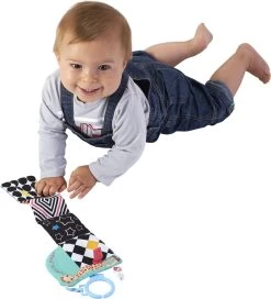 Sophie De Giraf - Buggyboekje - Vriendjes Ontdekboekje -Babyartikelen Winkel 1090x1200