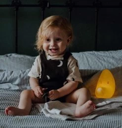 Lampje Kinderkamer / Kinderlampje: Maan | A Little Lovely Company -Babyartikelen Winkel 1142x1200 10