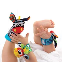 Playgro Pols- En Voetrammelaarset Zebra & Giraf - Set Van 4 Stuks, 2 Polsbandjes En 2 Rammelsokjes -Babyartikelen Winkel 1200x1200 124