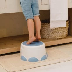 Bumbo - Step 'n Potty Hemlock Green -Toilet Trainer- Brilverkleiner Met Opstapje -Toilet Bril Zitje - 3 In 1 WC Potje -WC Zindelijkheids Training Voor Jongens/Meisjes - Urinoirs Voor Kind/Peuter Van 2 Tot 7 Jaar - Wit Met Groen -Babyartikelen Winkel 1200x1200 1522