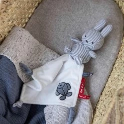 Nijntje - Knuffeldoekje - Fun At Sea -Babyartikelen Winkel 1200x1200 159