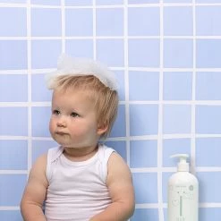Naïf Voedende Shampoo Pompfles - Baby En Kids - 500ml - Met Natuurlijke Ingrediënten -Babyartikelen Winkel 1200x1200 1747