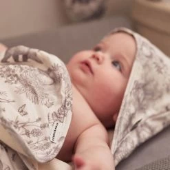 Jollein Badcape 75x75cm Pimpelmees - Forest Animals -Babyartikelen Winkel 1200x1200 1836