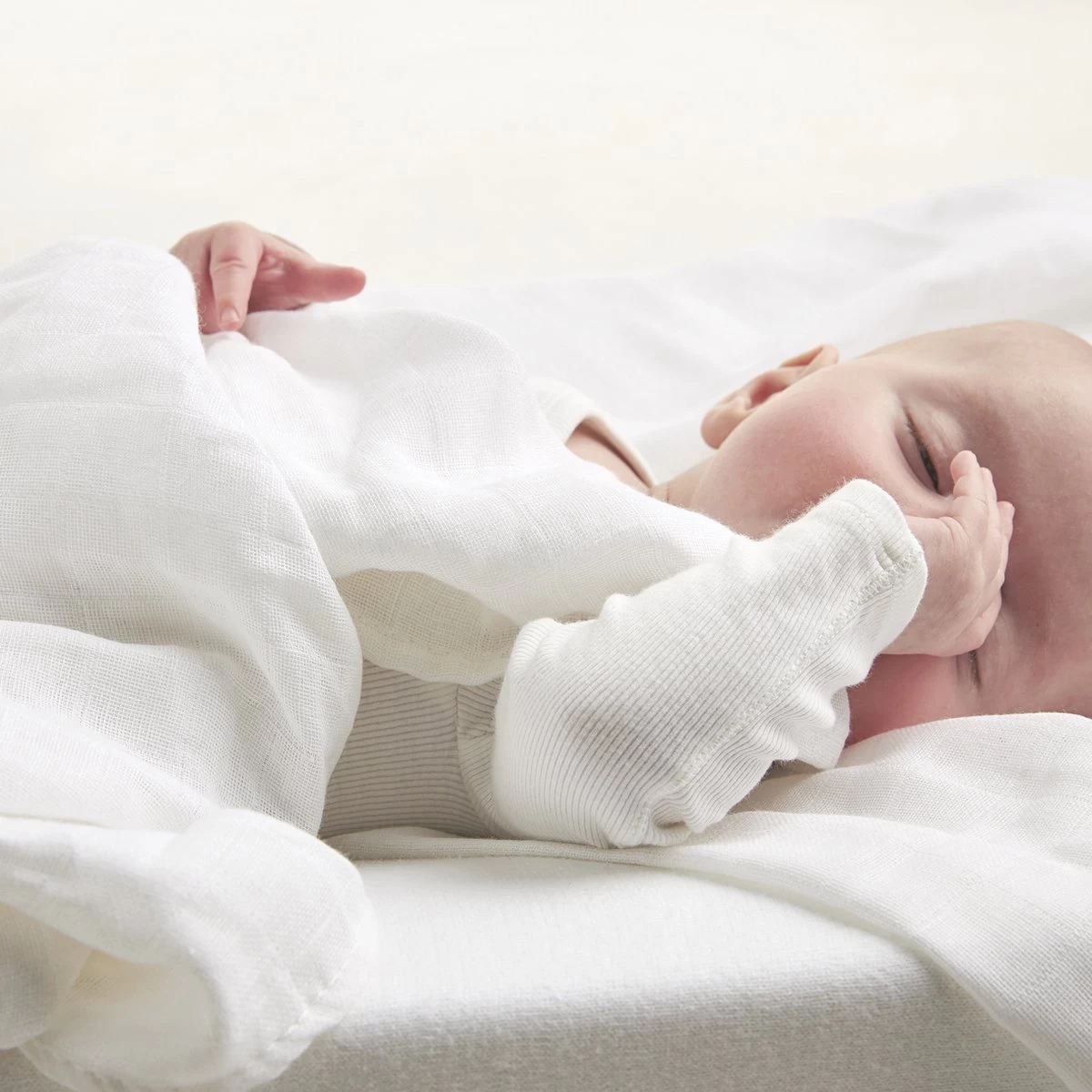 Meyco Uni Starterset - 18-pack - Hydrofiel - White 3 Meyco Uni Starterset - 18-pack - Hydrofiel - White - Afbeelding 3