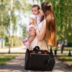 Brisby Slijtvaste Luiertas - Verzorgingstas Groot -Zwart - Inclusief Verschoonmatje - Isoleervakken - Fopspeen Houder - Makkelijk Te Bevestigen Aan De Kinderwagen -Babyartikelen Winkel 1200x1200 422