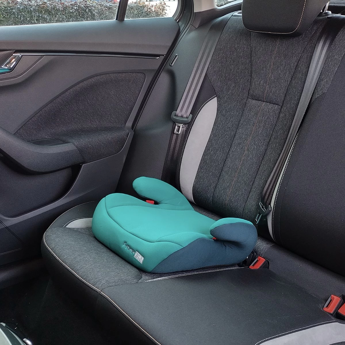 FreeON Booster - Zitverhoger Mars Red (15-36kg) 4 FreeON Booster - Zitverhoger Mars Red (15-36kg) - Afbeelding 4