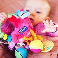 Playgro Clip Clop Rammelaar - Roze - Activiteitenspeeltje - Kraamkado -Babyartikelen Winkel 1200x1200 46