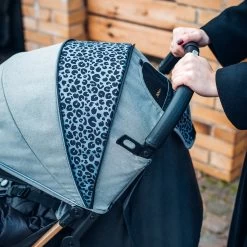 MoMi Wandelwagen - Compacte Lichtgewicht Buggy - Estelle Dakar Met XXL Wielen & Zonnekap - Leopard - Grijs-Goud (geschikt Van 6mnd - 22kg) -Babyartikelen Winkel 1200x1200 516