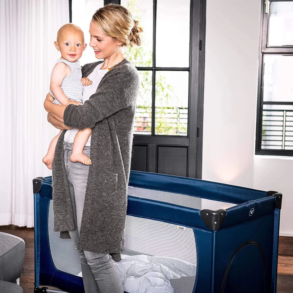 Hauck Dream N Play Plus Campingbedje Set - Met Matras En Muggennet - Navy 6 Hauck Dream N Play Plus Campingbedje Set - Met Matras En Muggennet - Navy - Afbeelding 6