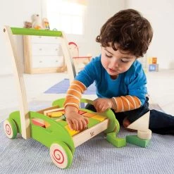 Hape Loopwagen Blokkenkar - Speelgoed 1 Jaar -Babyartikelen Winkel 1200x1200 94