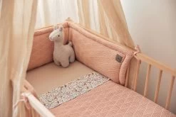 Jollein Bedomrander River Knit 180x35cm - Pale Pink -Babyartikelen Winkel 1200x800 143