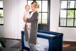 Hauck Dream N Play Plus Campingbedje - Navy 25 Hauck Dream N Play Plus Campingbedje - Navy -Babyartikelen Winkel 1200x800 80