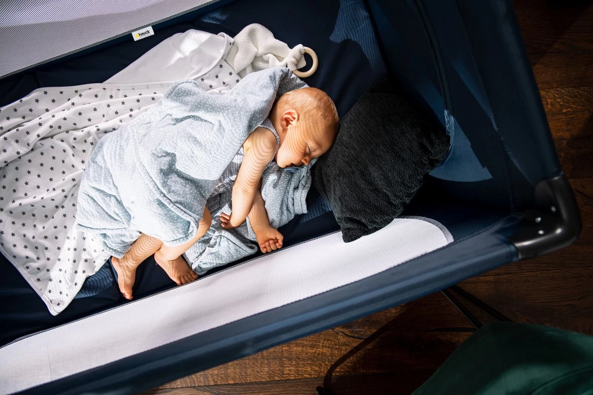 Hauck Dream N Play Plus Campingbedje - Navy 11 Hauck Dream N Play Plus Campingbedje - Navy - Afbeelding 11