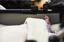 Jollein Voetenzak Voor Autostoel & Kinderwagen - Bliss Knit - Nougat -Babyartikelen Winkel 1200x804 5