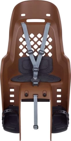 Polisport Joy Maxi CFS Kinderzitje - 2020 Editie - Bruin/Donkergrijs -Babyartikelen Winkel 603x1200