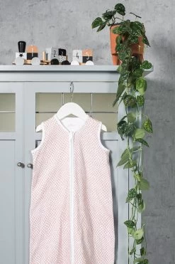 Jollein Baby Slaapzak Jersey 110cm Snake - Pale Pink -Babyartikelen Winkel 800x1200 115