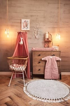 Jollein Baby Sluier Vintage 155cm - Rosewood 15 Jollein Baby Sluier Vintage 155cm - Rosewood -Babyartikelen Winkel 800x1200 126