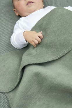 Meyco Uni Ledikant Deken - Forest Green - 100x150cm -Babyartikelen Winkel 800x1200 222