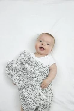 Meyco Cheetah Starterset - 9-pack - Hydrofiel - Forest Green -Babyartikelen Winkel 800x1200 294