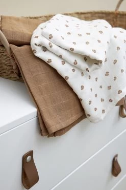 Meyco Mini Panther Swaddle - 2-pack - Toffee - 120x120cm -Babyartikelen Winkel 800x1200 301