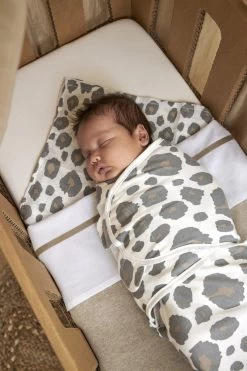 Meyco Panter Hydrofiele Doeken - 3-pack - Neutral/grey - 70x70cm -Babyartikelen Winkel 800x1200 310