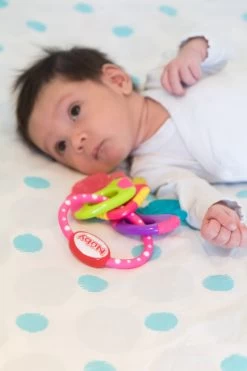 Nûby - IcyBite Koelbijtsleutels - Roze - 3m+ -Babyartikelen Winkel 800x1200 4