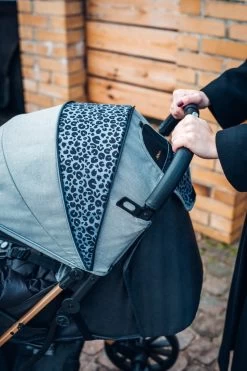 MoMi Wandelwagen - Compacte Lichtgewicht Buggy - Estelle Dakar Met XXL Wielen & Zonnekap - Leopard - Grijs-Goud (geschikt Van 6mnd - 22kg) -Babyartikelen Winkel 800x1200 48