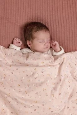 Little Dutch Ledikantdeken Little Pink Flowers -Babyartikelen Winkel 801x1200 48