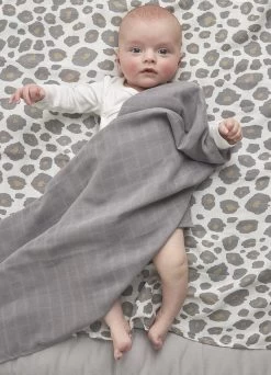 Meyco Panter Swaddle - 3-pack - Hydrofiel - Neutral/grey - 120x120cm -Babyartikelen Winkel 866x1200 4