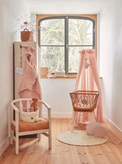 Jollein Baby Sluier Vintage 155cm - Pale Pink -Babyartikelen Winkel 892x1200 3