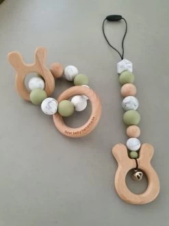 Giftset, Bijtring Baby, Rammelaar,stokke Tripp Trapp, Maxicosi Hanger, Kraamcadeau, Baby Speelgoed 0 Jaar