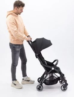 Hamilton By Yoop X1 Plus Buggy – Nieuw, Hoger, Uitgebreider 2023 Model – Premium Stroller Met One Hand Folding Technologie – Zwart – Lichte, Verstelbare En Wendbare Kinderwagen Met Vele Gemakken -Babyartikelen Winkel 924x1200 1